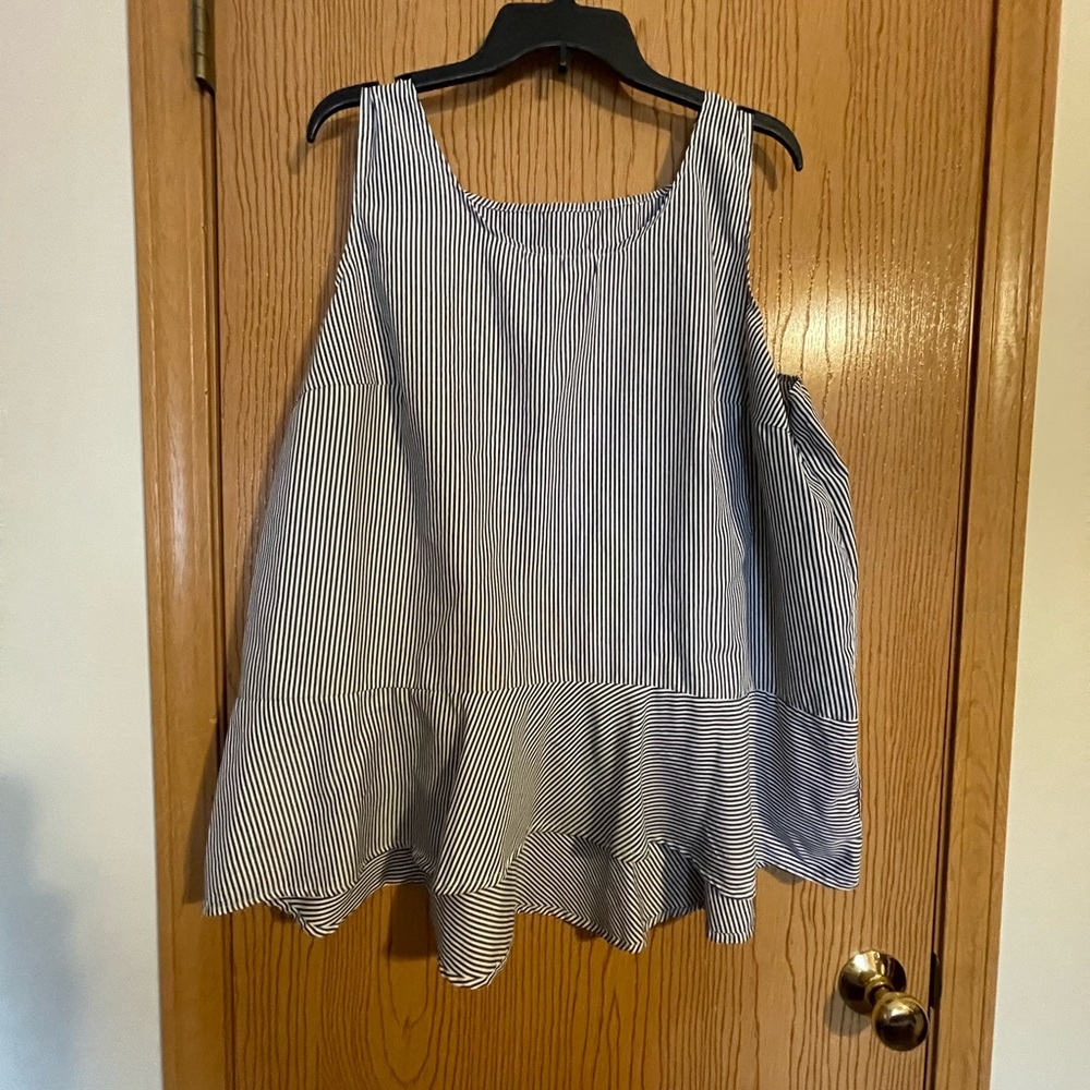 Sleeveless pin striped shirt